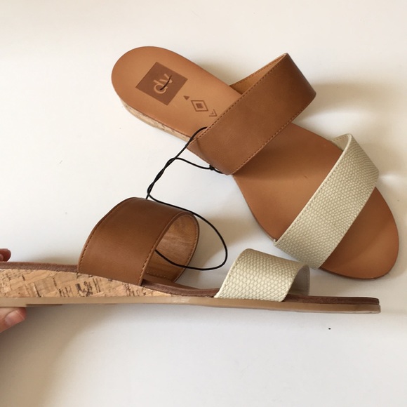 dv Bailey Slide Sandals New - Picture 4 of 5